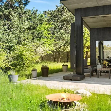 4 Bedroom Beautiful In Sjaellands Odde Feriehus Yderby