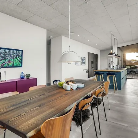 4 Bedroom Beautiful In Sjaellands Odde